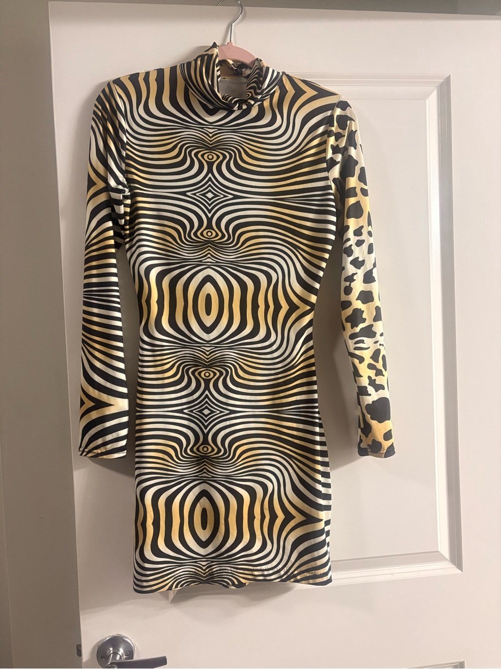 Turtleneck Long Sleeve Bodycon Dress in Black, White & Gold